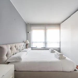 https://darsena-cozy-apt-porta-genova-m2.italymilanhotels.net